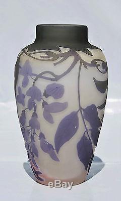 1905-1910 Magnifique Vase Emile Gallé en Pâte de Verre Gravé Epoque Art Nouveau