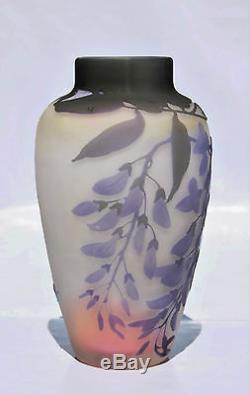 1905-1910 Magnifique Vase Emile Gallé en Pâte de Verre Gravé Epoque Art Nouveau