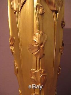 Ancien Vase En Bronze Dore Epoque Art Nouveau Signe H. Cognet
