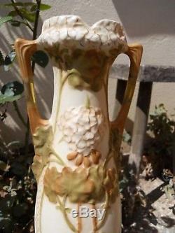 Ancien Grand vase Royal Dux fin XIXème début XXe époque Art nouveau