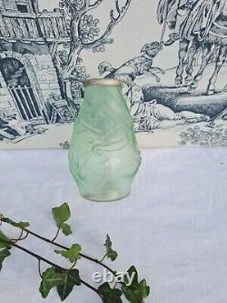 Ancien Petit Vase Moule En Verre Depoli Art Nouveau Deco De Libellule