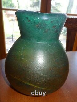 Ancien vase pichet Art Nouveau signé Georges de Feure à restaurer