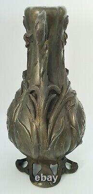 Antique sculpture Vase pot art nouveau visage de femme aux cheveux longs