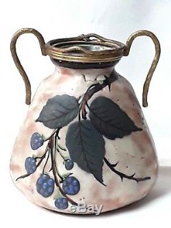 Art Nouveau / Vase A Anse Céramique Émaillée Orne Bronze Signe. A. V