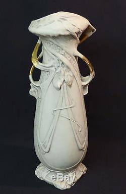 Art nouveau 1900 porcelaine ROYAL DUX BOHEMIA gand vase blanc et or 48cm fruits