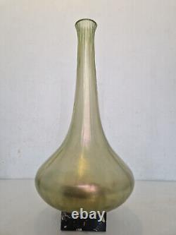 Art nouveau Loetz Très grand vase en verre soufflé irisé H. 40 cm TBE