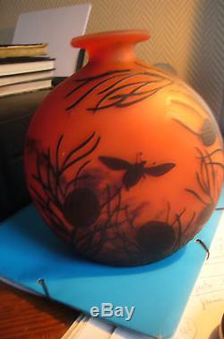 Authentique vase MULLER LUNEVILLE art nouveau decor hannetons le soir