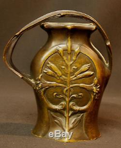 B 1900 très rare vase bronze Art nouveau signé LOUCHET 13cm770g visage fleur