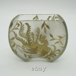 Baccarat, Saint Louis ou Montjoye Vase art nouveau à décor de phnix or, XIXe