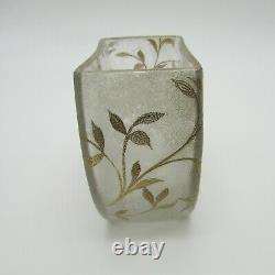Baccarat, Saint Louis ou Montjoye Vase art nouveau à décor de phonix or, XIXe