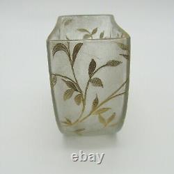Baccarat, Saint Louis ou Montjoye Vase art nouveau à décor de phonix or, XIXe
