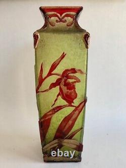 Baccarat Vase Art Nouveau Au Décor Des Orchidées