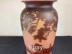 Belle TAILLE VASE DÉGAGE À L ACIDE. RICHARD BURGSTHAL. ART NOUVEAU. VERS 1920