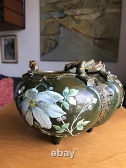 Cache Pot / Vase Style Art Nouveau Tripode & Trilobé, Riche Motif Floral