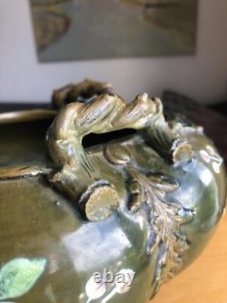 Cache Pot / Vase Style Art Nouveau Tripode & Trilobé, Riche Motif Floral
