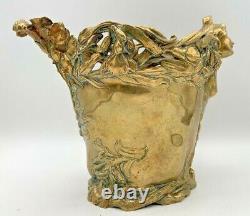 Charles LOUCHET PARIS R. C. PEYRE Vase bronze art nouveau dans le style mucha