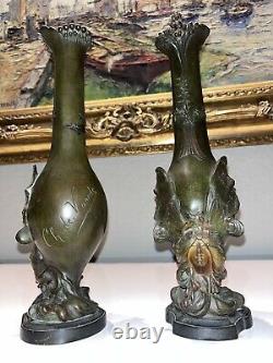 DE VOORDE Charles (Art Nouveau) Paire De Vases Visages et Papillons Signés