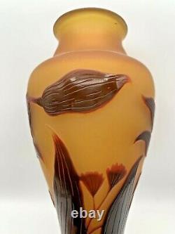 D'ARGENTAL Vase art nouveau décor floral dégagé à l'acide-daum-gallé-muller