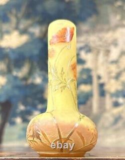 Daum Nancy Petit Vase Soliflore à Décor De Coquelicots, Art Nouveau