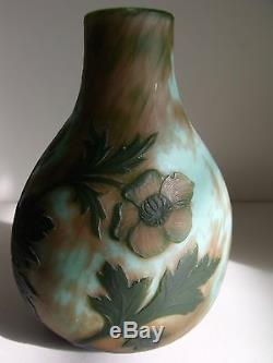 Daum Nancy Rare Sculpte Vase avec decor Coquelicot Art Nouveau Jugendstil Rare