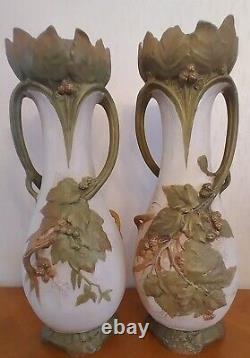 Deux vases Royal Dux Bohemia