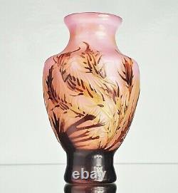 Emile Gallé Beau Vase Fonds Marins Pâte de Verre Gravé ART NOUVEAU