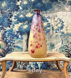 Emile Gallé Grand Vase Aux Aubépines En Verre Multicouche, Art Nouveau