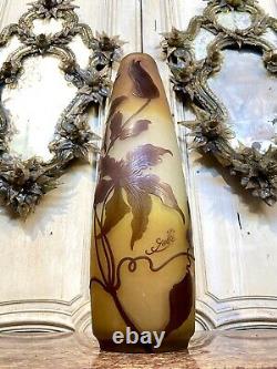 Emile Gallé Grand Vase Obus A Decor De Feuillage. Pate De Verre Art Nouveau