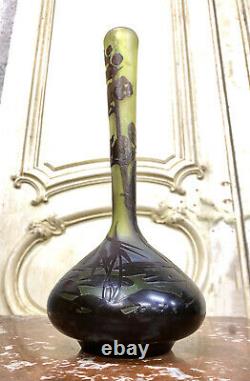 Émile Gallé Vase Soliflore A Decor De Marais Pate De Verre Art Nouveau