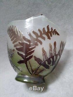 Émile Gallé vase Art Nouveau fougères