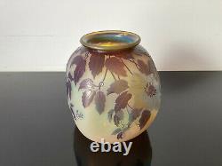 Emile Gallé vase boule Art Nouveau en verre multicouche dégagé à l'acide