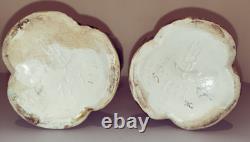 Fives Lille Paire de vases en faience Art Nouveau, Iris signé Gustave De Bruyn