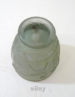 Georges de Feure Vase en pâte de verre décor à l'antique