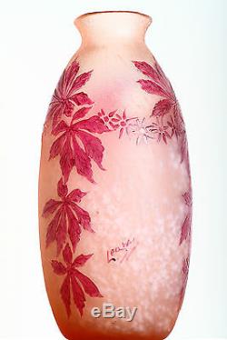 Grand Vase Art Nouveau Signé Legras era Gallé Daum Circa 1900 Cameo Glass