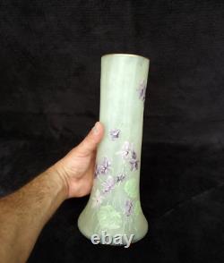 Grand Vase Legras émaillé décor violettes art nouveau verrerie Montjoye