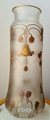 Grand Vase Montjoye ou Baccarat Art Nouveau Décors De Fleurs De Pavot