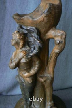 Grand vase Art Nouveau signé, daté 1900
