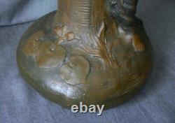 Grand vase Art Nouveau signé, daté 1900