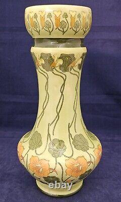 Grand vase en faïence de SARREGUEMINES décor Art Nouveau 3339