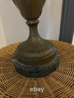 Grande urne vase en cuivre type amphore art nouveau Socle Marbre JUGENDSTIL