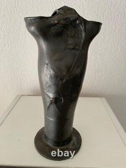 HUGO LEVEN pour Kayserzinn Vase Art Nouveau N 4678. 1900