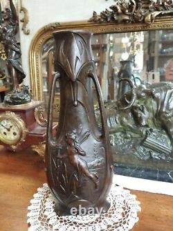 J. GARNIER 1853 1910 Vase Art Nouveau en régul Décor d'elfes et roseaux H 38