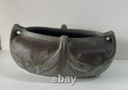 Jardiniere Vase en céramique grès signé DENBAC 1900 Art Nouveau Collection DECO