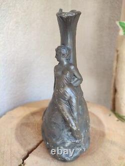 Jean Garnier vase art nouveau en étain femme nue