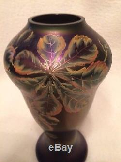 Joli vase en verre irisé Art nouveau Loetz Kralik