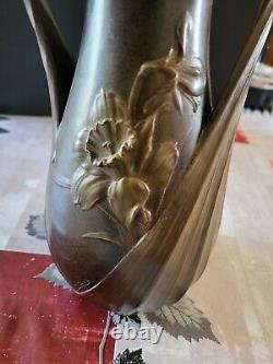 KANN Léon. ART-NOUVEAU. PAIRE DE VASES en BRONZE. DECOR de NARCISSES. FONTE de SIOT