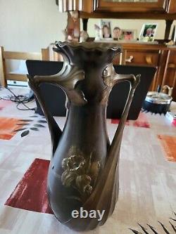 KANN Léon. ART-NOUVEAU. PAIRE DE VASES en BRONZE. DECOR de NARCISSES. FONTE de SIOT