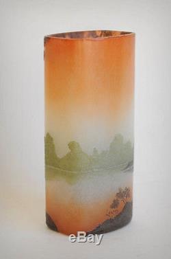 Legras vase Saint Martin décor à l'acide, signé, parfait état