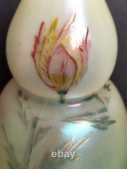 Loetz Arcadia / Paire de vases bilobés en verre irisé peint émaillé /Art Nouveau