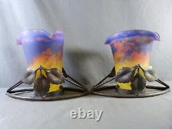 MULLER Frères Luneville, Paire de tulipe en verre marmoréen montées en Vase
